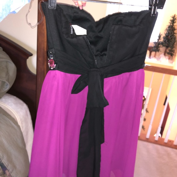 Homecoming/Prom Dress - Picture 2 of 7